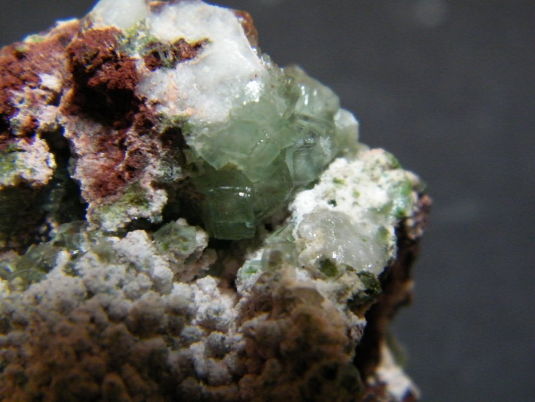 Smithsonite
40mmx40mmx30mm
(Autor: Heimo Hellwig)