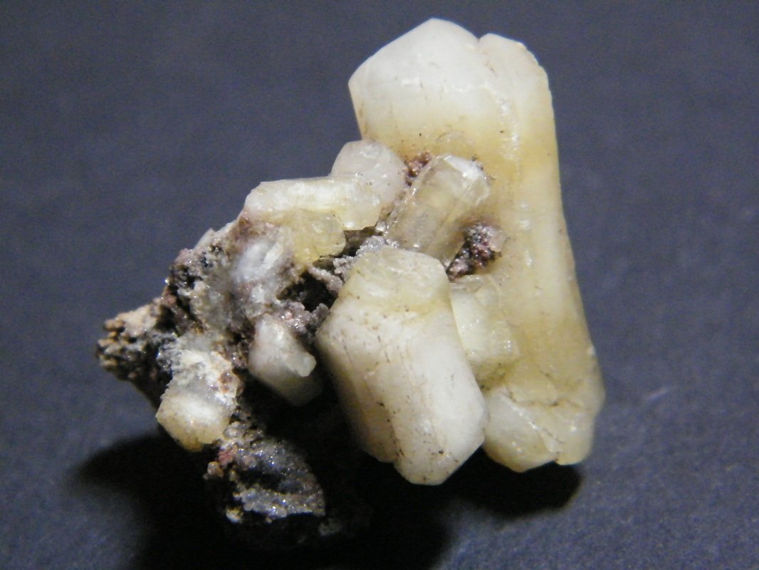 Aragonite
30mmx25mmx12mm
(Autor: Heimo Hellwig)