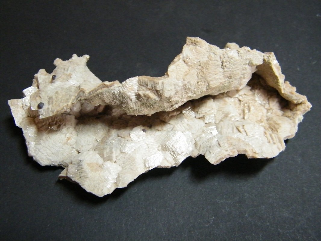 Dolomite
130mmx45mmx65mm
(Autor: Heimo Hellwig)
