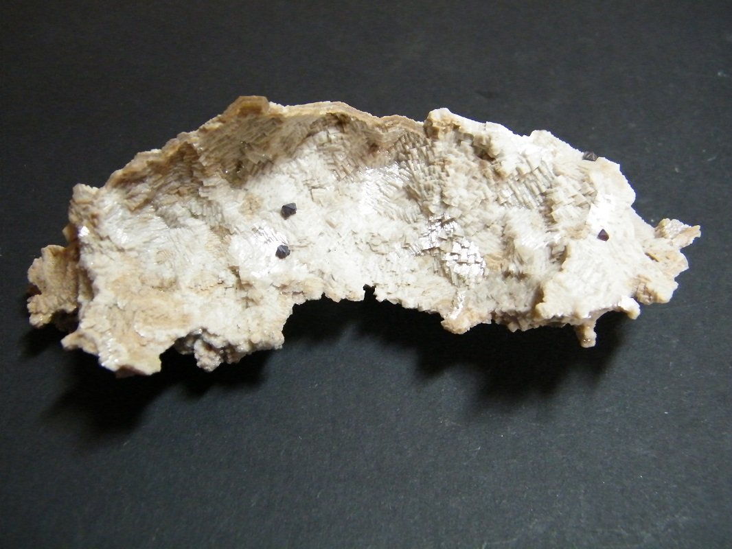 Dolomite
130mmx45mmx65mm
(Autor: Heimo Hellwig)