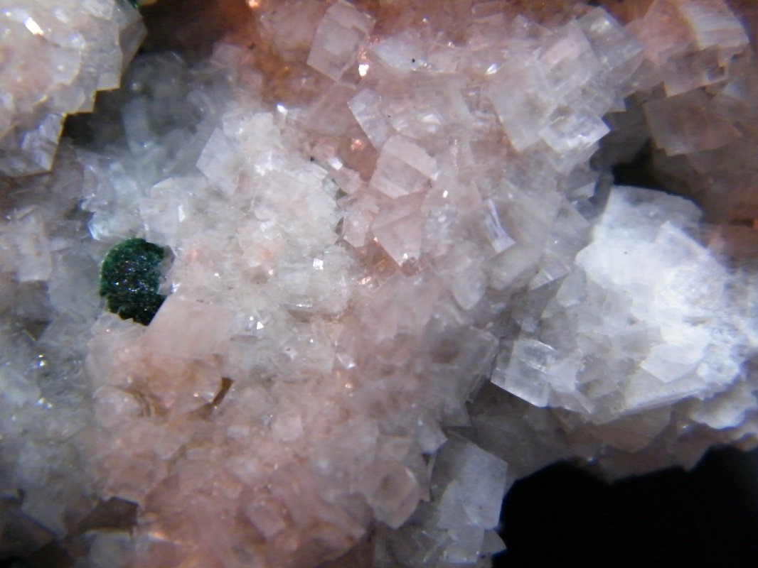 Calcite
75mm x 70mm x 65mm
(Autor: Heimo Hellwig)