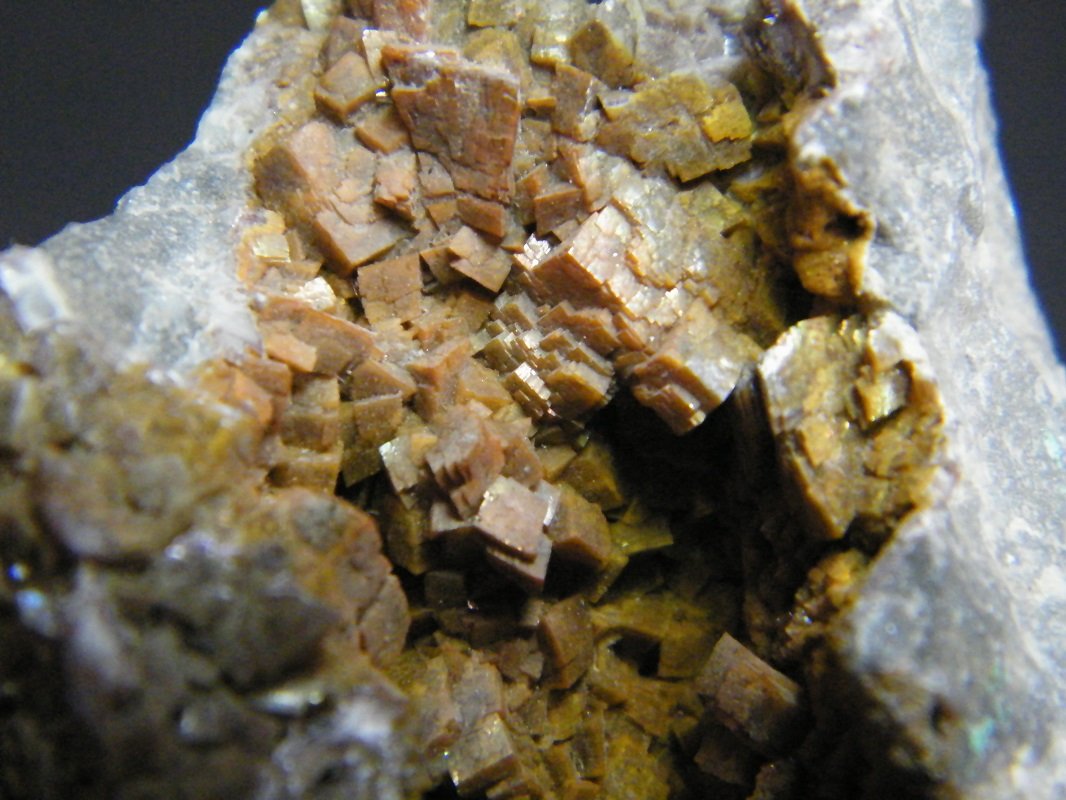 Calcite
75mm x 50mm x 40mm
(Autor: Heimo Hellwig)