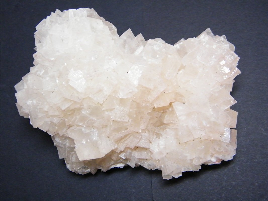 Calcite
120mm x 90mm x 55mm
(Autor: Heimo Hellwig)
