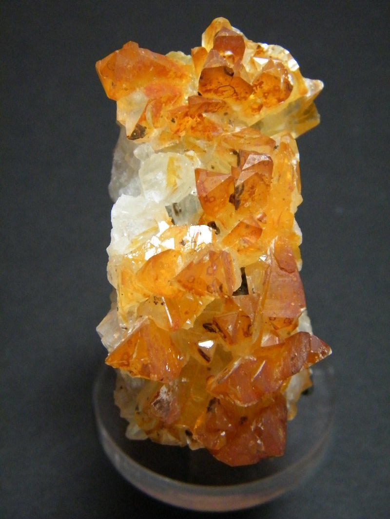 Calcite
35mm x 70mm x 40mm
(Autor: Heimo Hellwig)