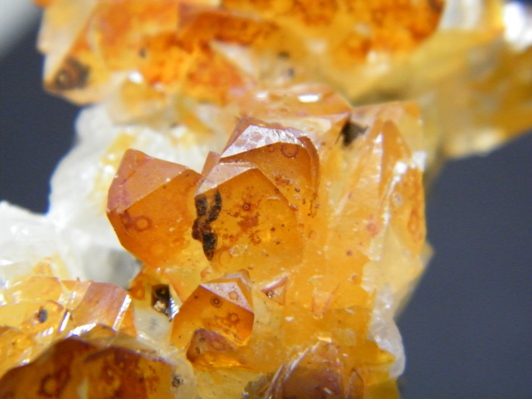 Calcite
35mm x 70mm x 40mm
(Autor: Heimo Hellwig)