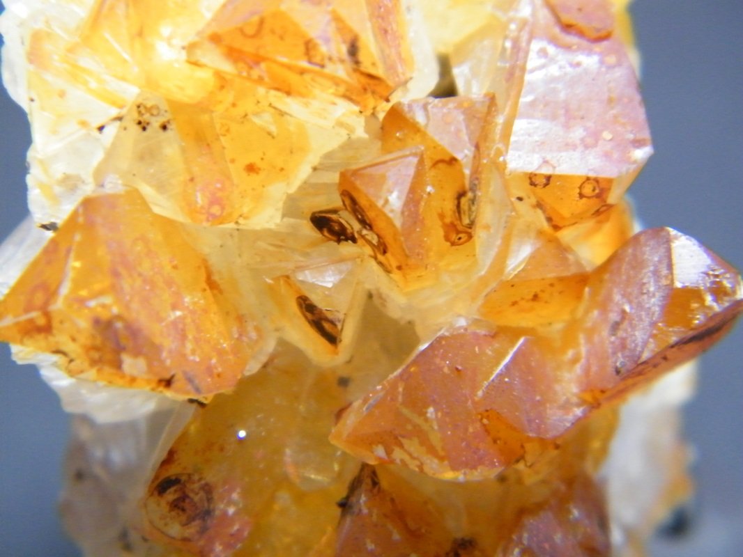 Calcite
35mm x 70mm x 40mm
(Autor: Heimo Hellwig)