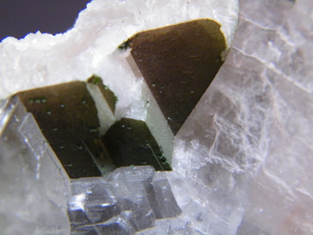 Calcite
120mm x 50mm x 50mm
(Autor: Heimo Hellwig)