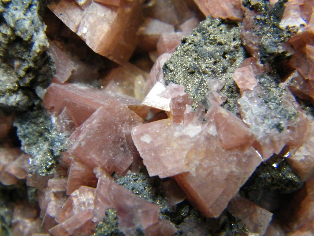 Smithsonite and Pyrite
65mm x 70mm x 60mm
(Autor: Heimo Hellwig)