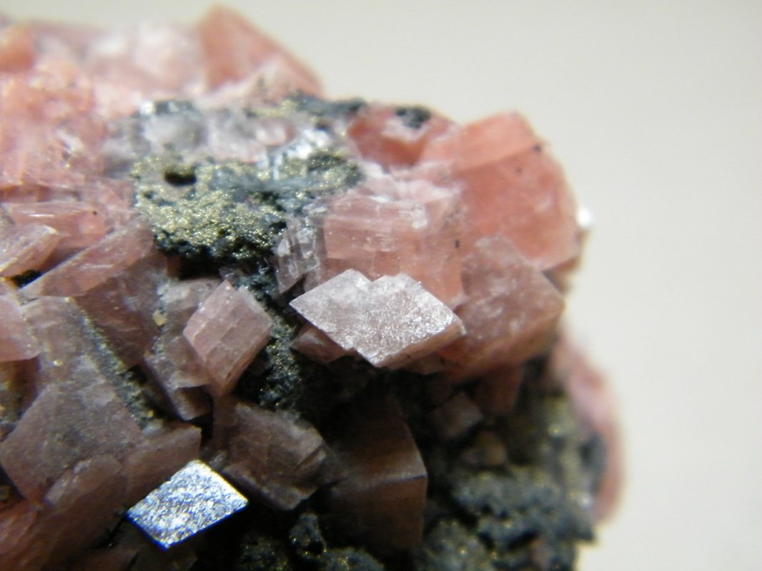 Smithsonite and Pyrite
65mm x 70mm x 60mm
(Autor: Heimo Hellwig)