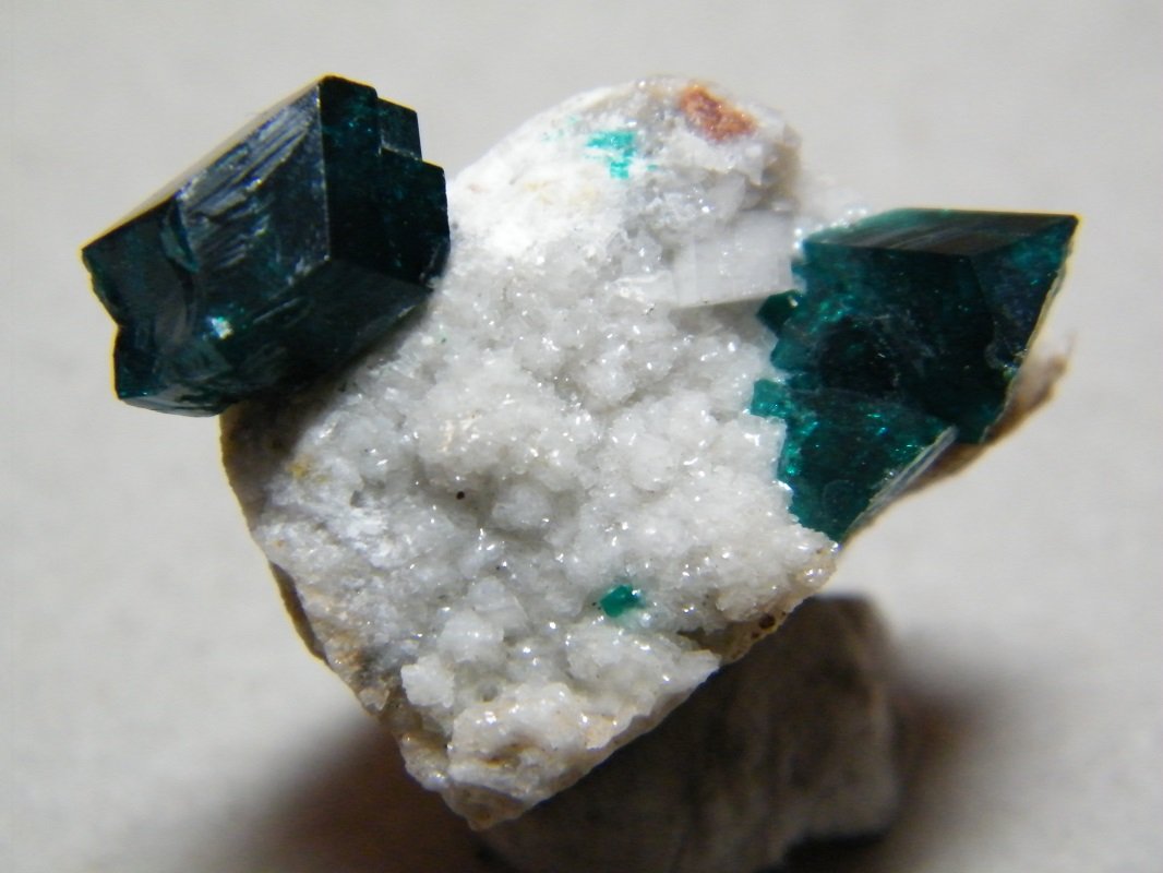Dioptase
30mm x 26mm x 30mm
(Autor: Heimo Hellwig)