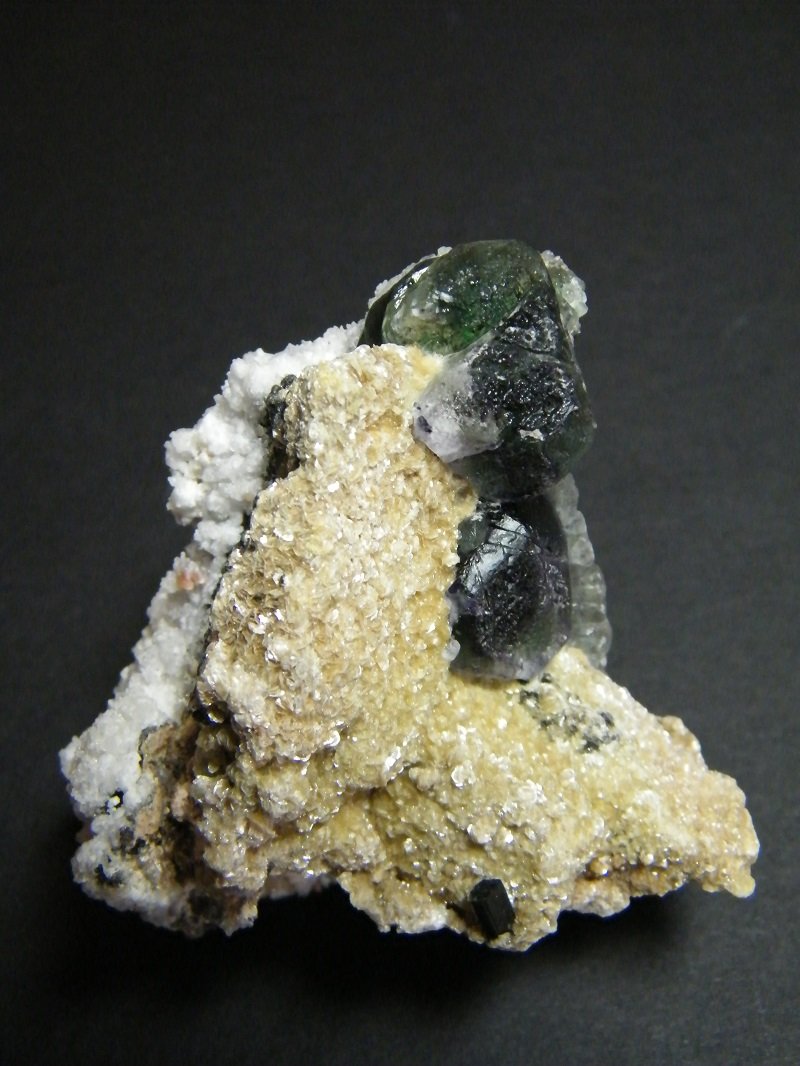 Fluorite and Muscovite
67mm x 65mm x 50mm
(Autor: Heimo Hellwig)