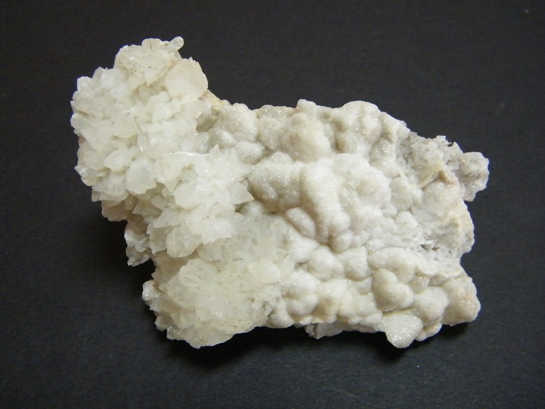 Calcite and Dolomite
89mm x 64mm x 24mm
(Autor: Heimo Hellwig)