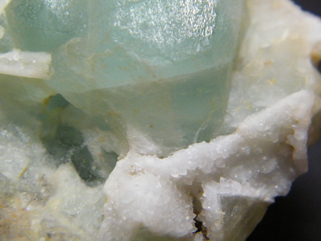 Fluorite
78mm x 67mm x 75mm
(Autor: Heimo Hellwig)