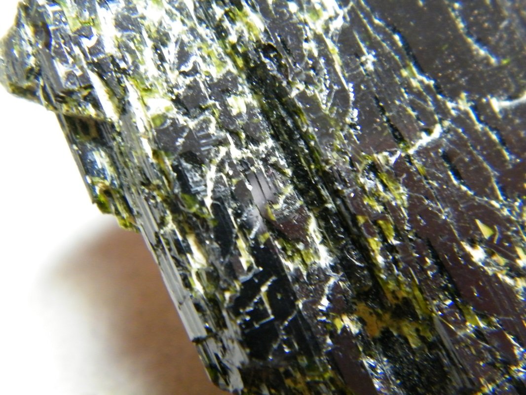 Epidote
52mm x 52mm x 13mm
(Autor: Heimo Hellwig)