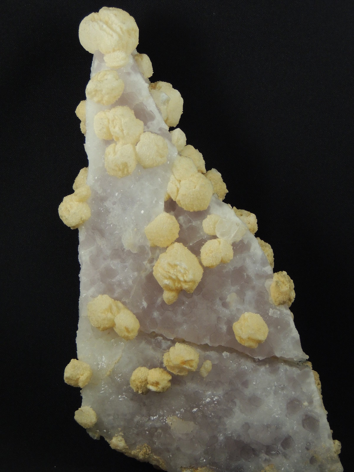 Quartz, Calcite
26.5 x 13.5 x 6 centimeters
(Autor: Ricardo Melendez)