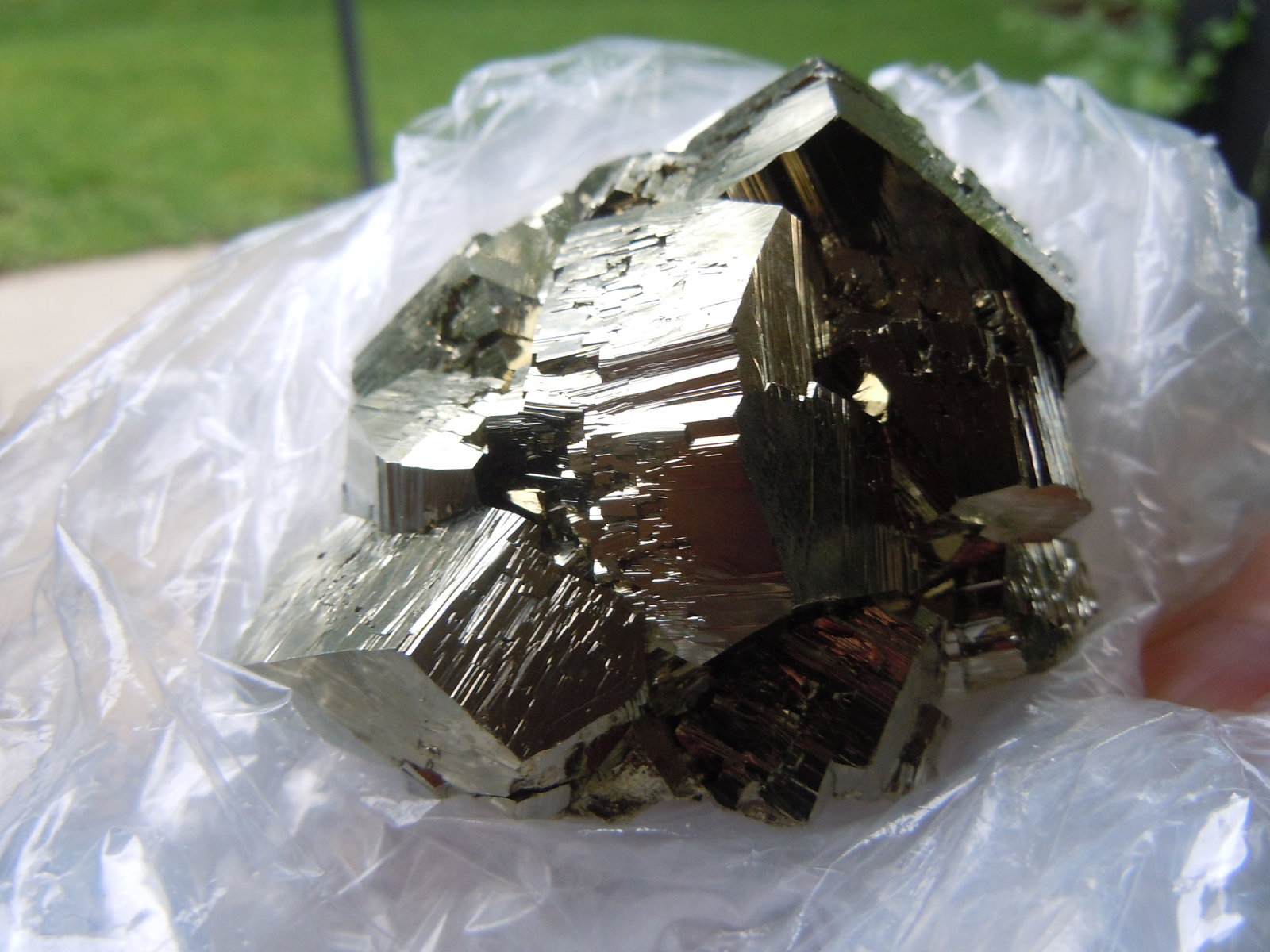Pyrite
7.9 x 6.6 x 4.3 cm
(Autor: Casimir Sarisky)