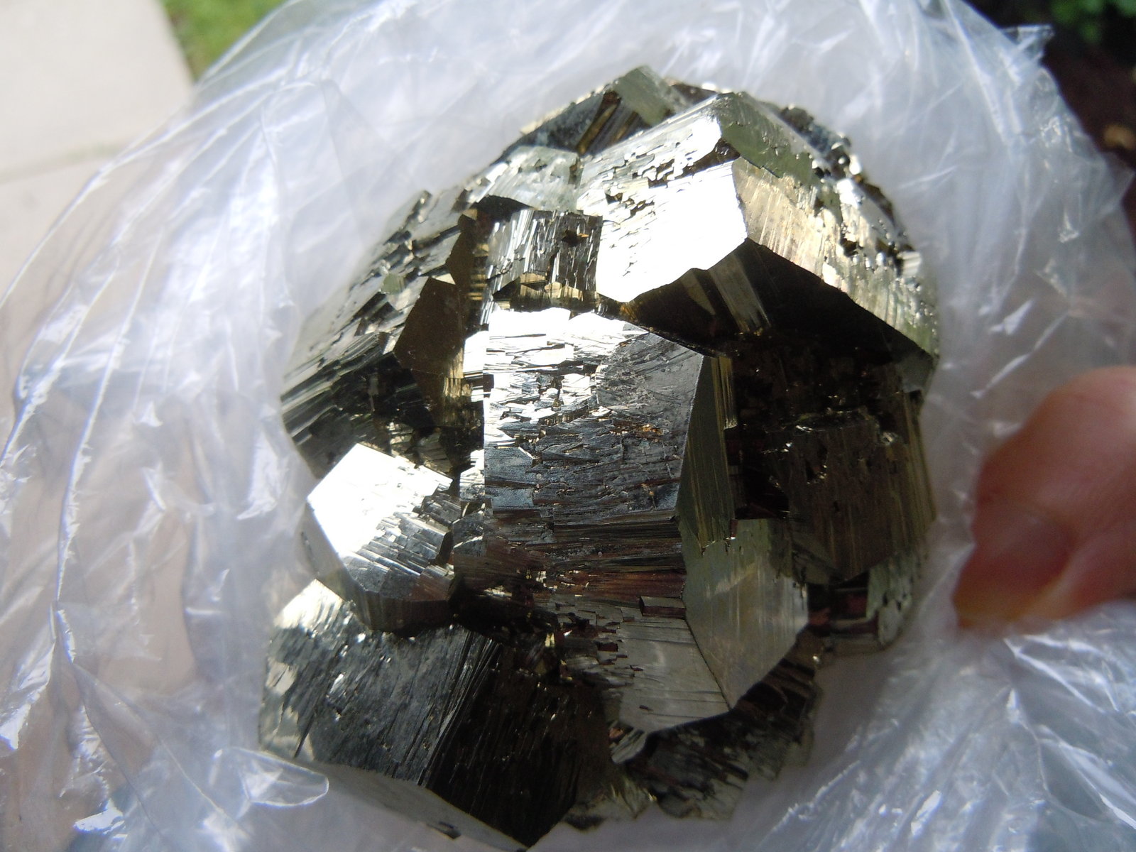 Pyrite
7.9 x 6.6 x 4.3 cm
(Autor: Casimir Sarisky)