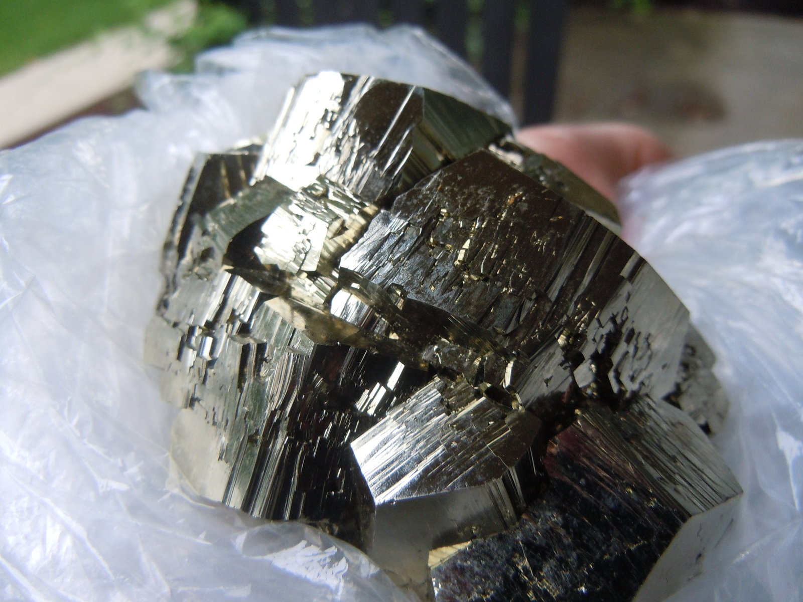 Pyrite
7.9 x 6.6 x 4.3 cm
(Autor: Casimir Sarisky)