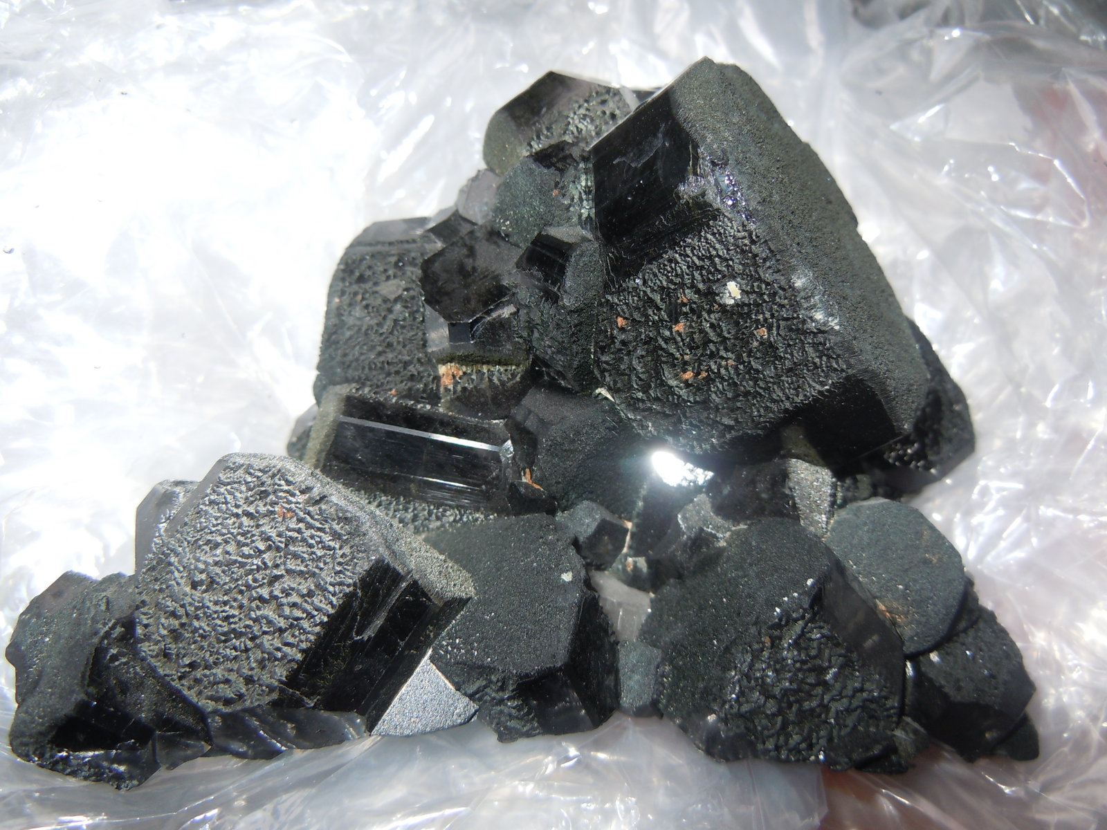 Schorl (Tourmaline Group)
10.2 x 10.2 x 7.6 cm
(Autor: Casimir Sarisky)