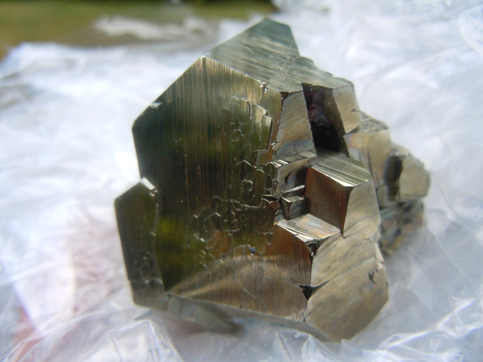 Pyrite with Hematite
5.72 x 5.1 x 4.5 cm
(Autor: Casimir Sarisky)