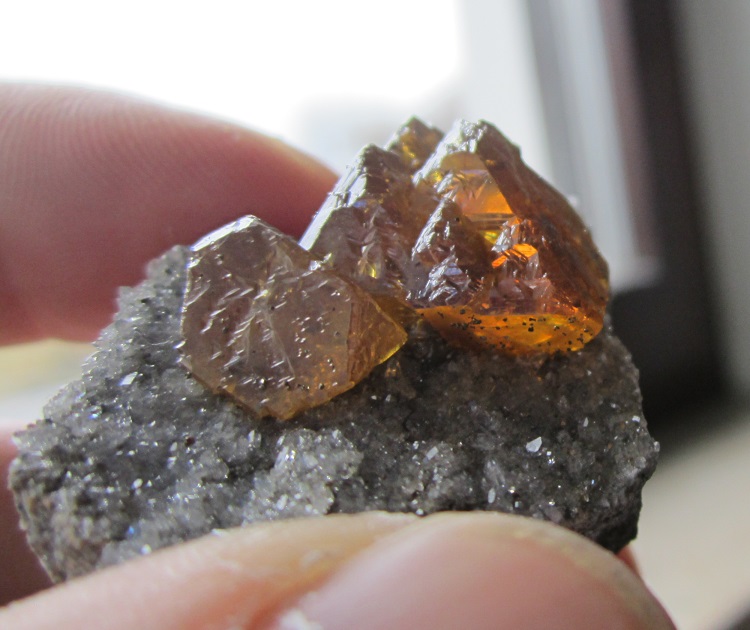 Sphalerite
Specimen size 4 cm, largest sphalerite crystal 1.5 cm
(Autor: Tobi)