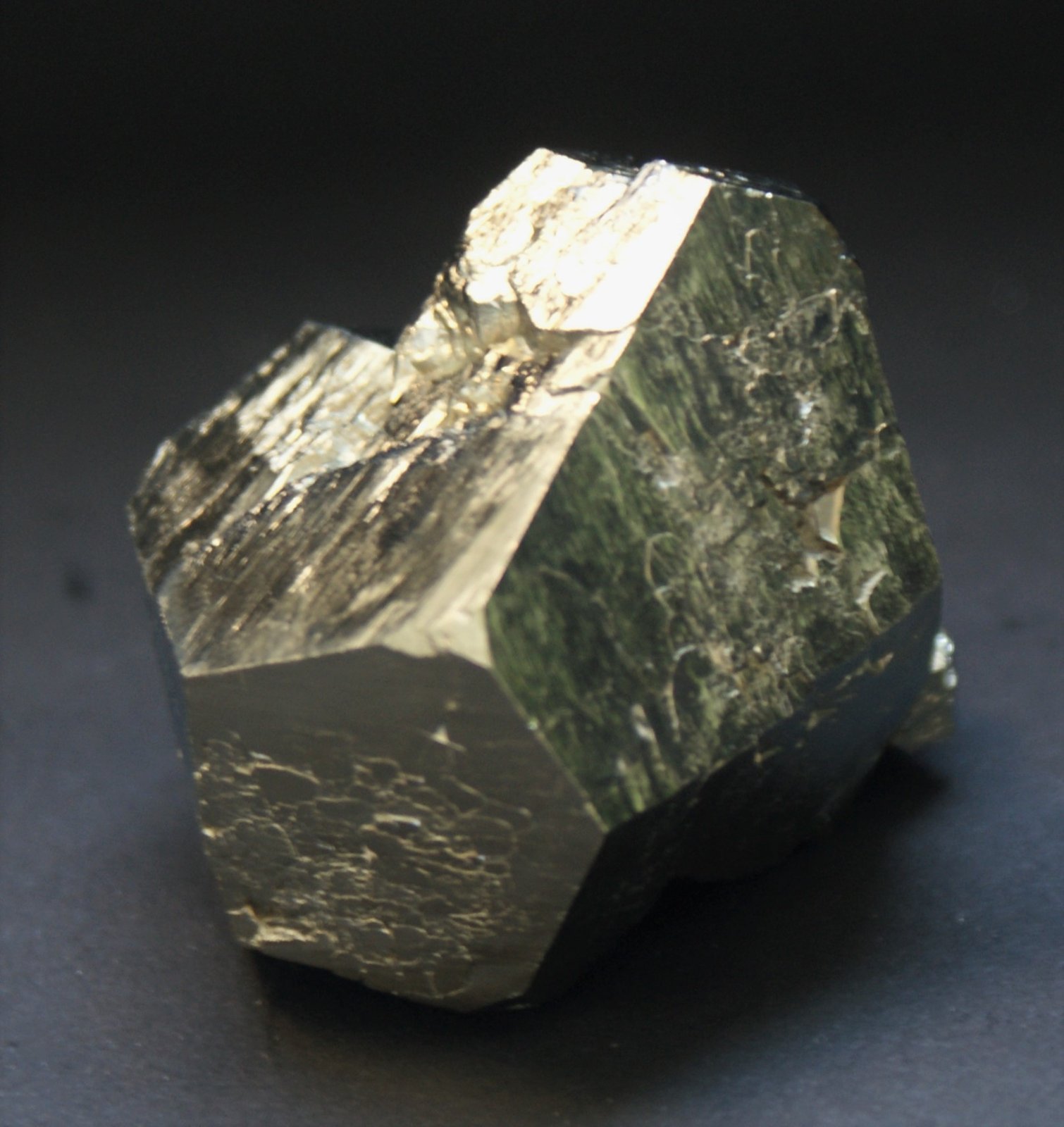 Pyrite
45mm x 40mm x 40mm
(Autor: Philippe Durand)