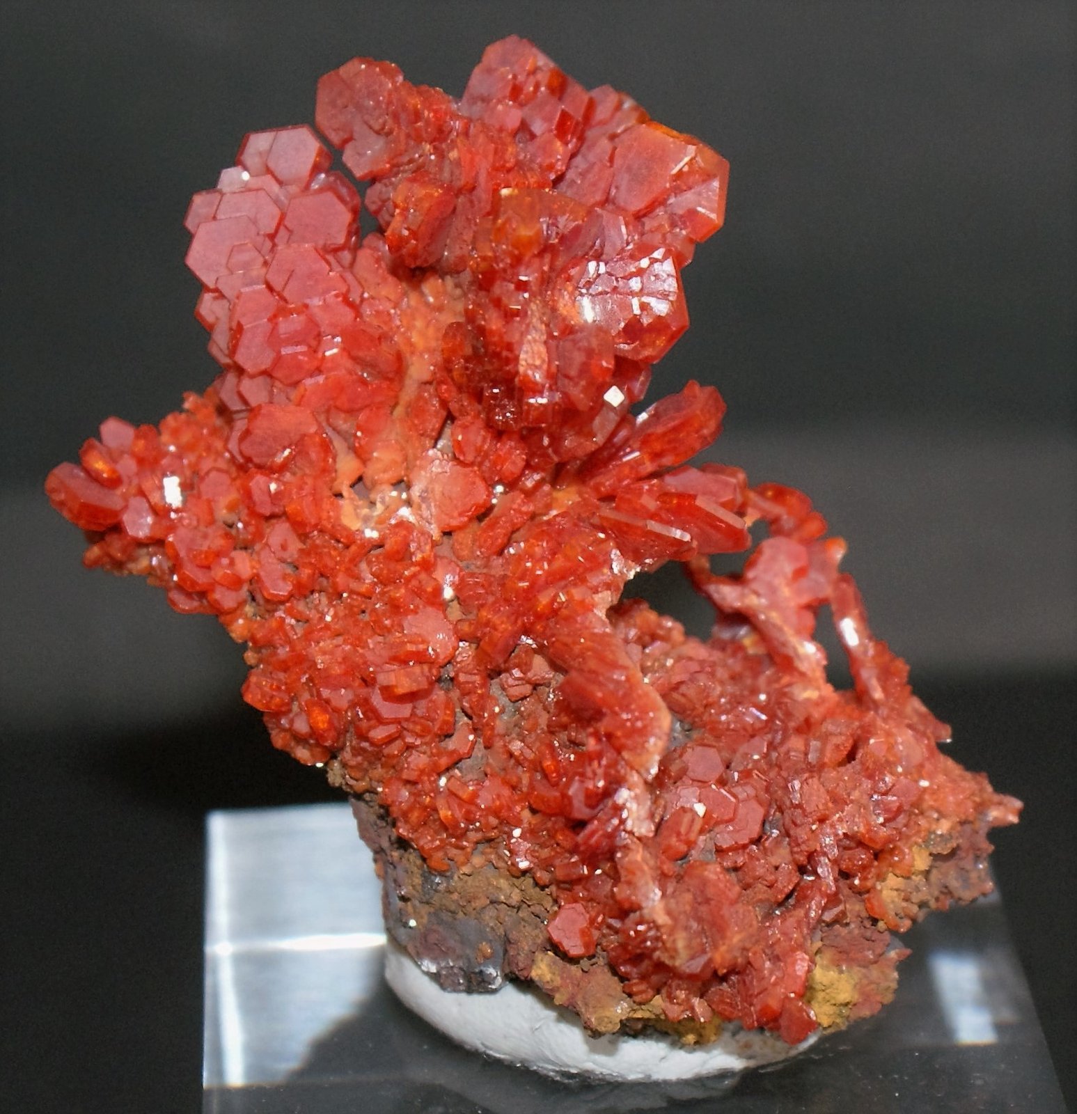 Vanadinite
60mm x 50mm x 40mm
(Autor: Philippe Durand)