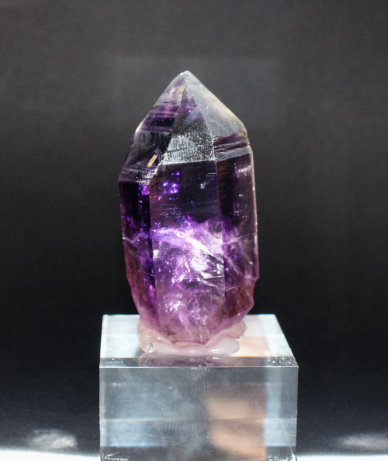 Quartz (variety amethyst)
60mm x 30mm x 30mm
(Autor: Philippe Durand)