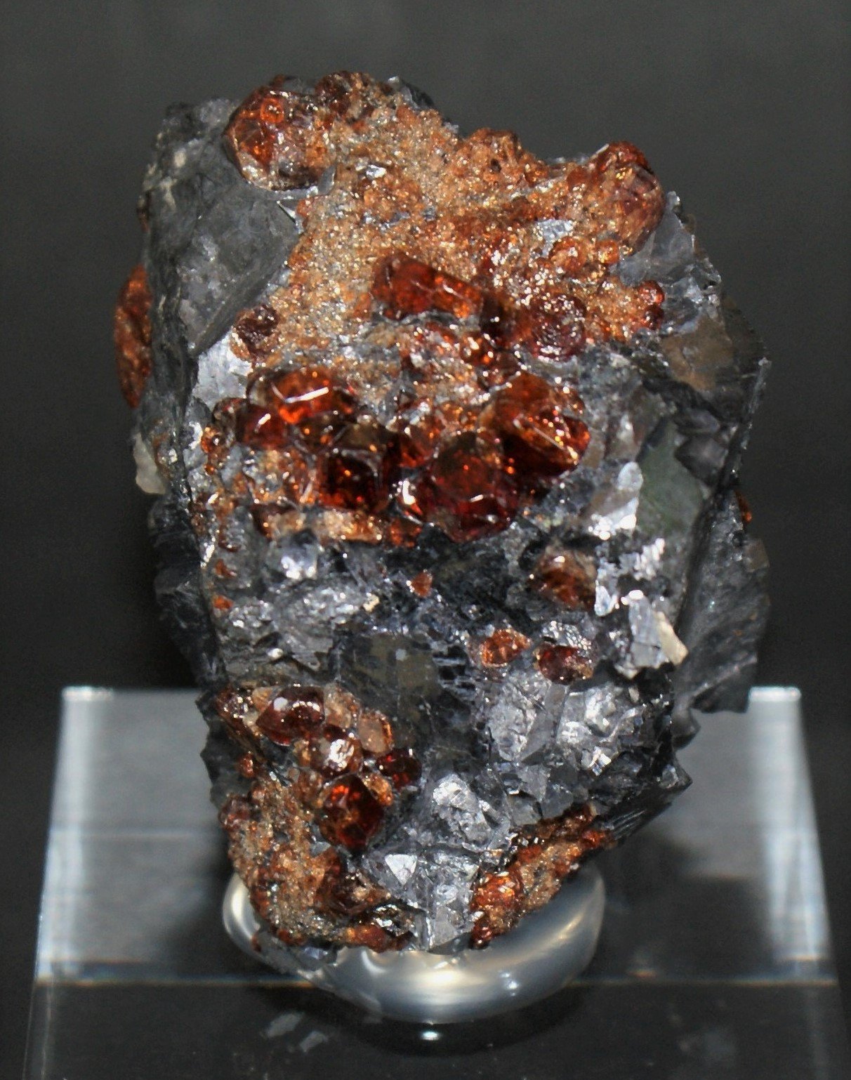 Rhodonite
50mm by 35mm
(Autor: Philippe Durand)