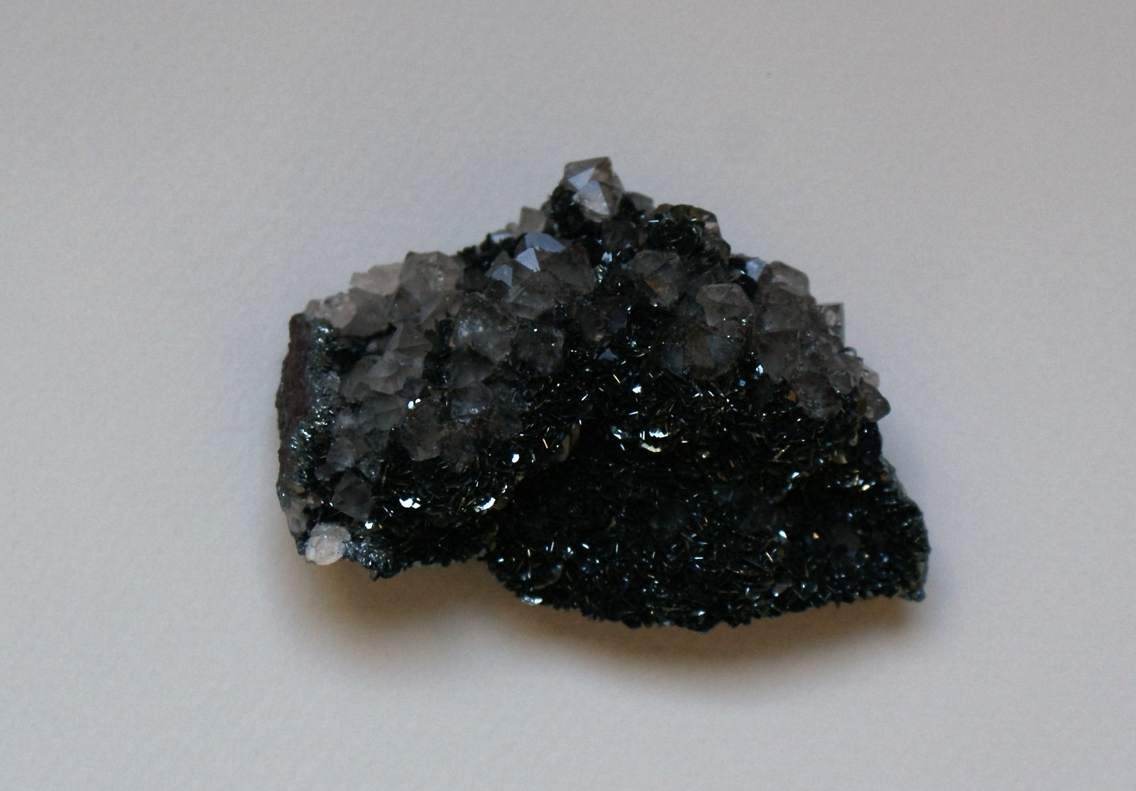 Hematite and Quartz
75mm x 50mm x 30mm
(Autor: Philippe Durand)