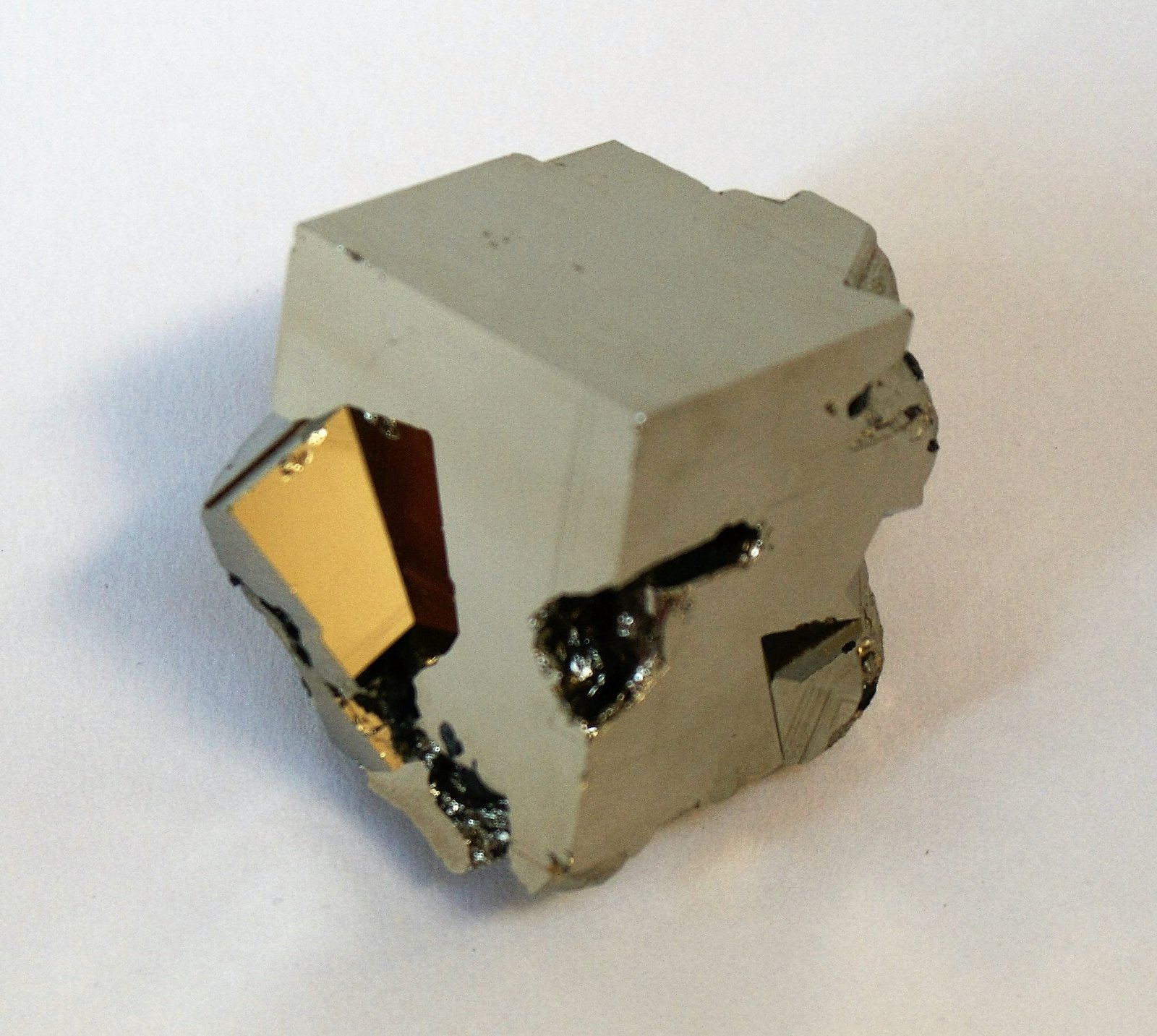 Pyrite
60mm x 55mm x 45mm
(Autor: Philippe Durand)