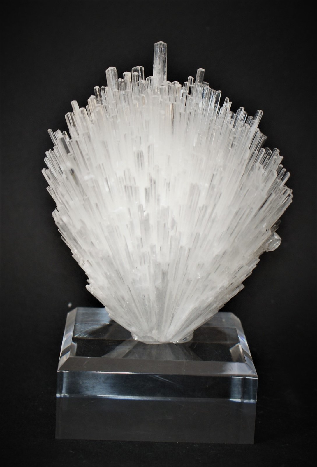 Scolecite
95mm x 70mm x 70mm
(Autor: Philippe Durand)