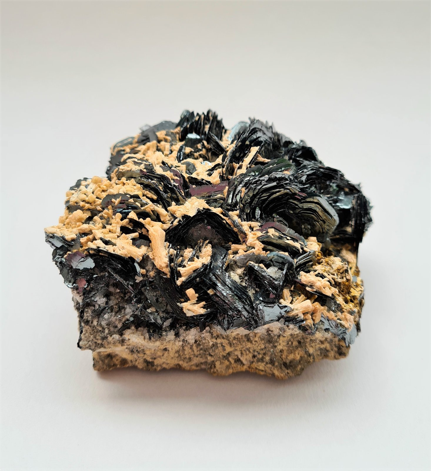 Hematite
80mm x 80mm x 40mm
(Autor: Philippe Durand)