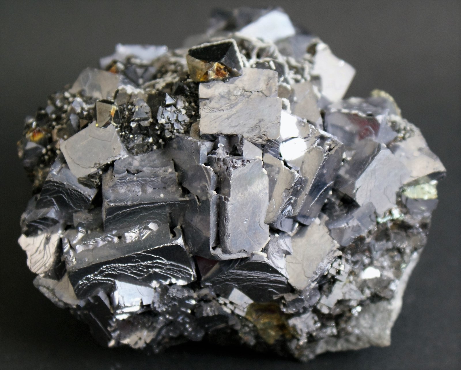Galena
70mm x 70mm x 50mm
(Autor: Philippe Durand)
