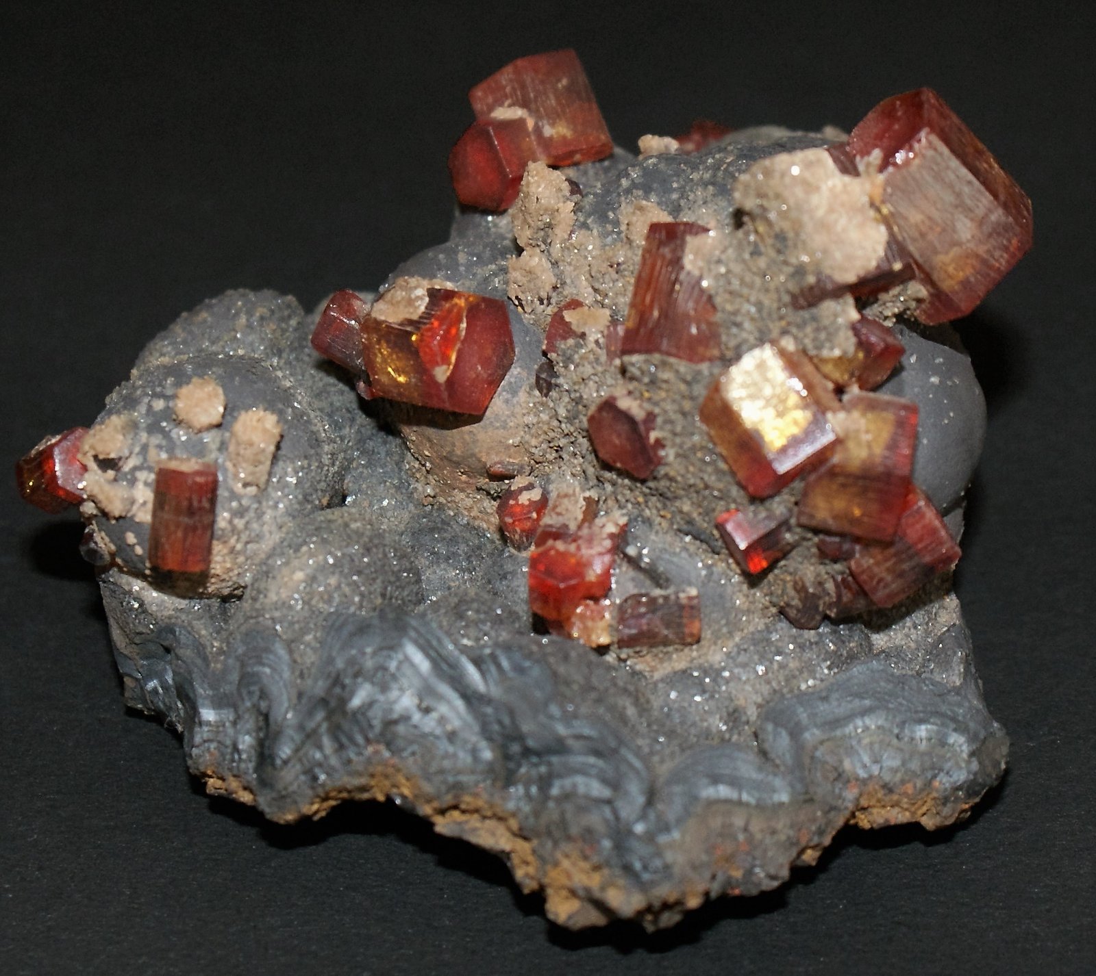 Vanadinite
60mm x 60mm x 40mm
(Autor: Philippe Durand)