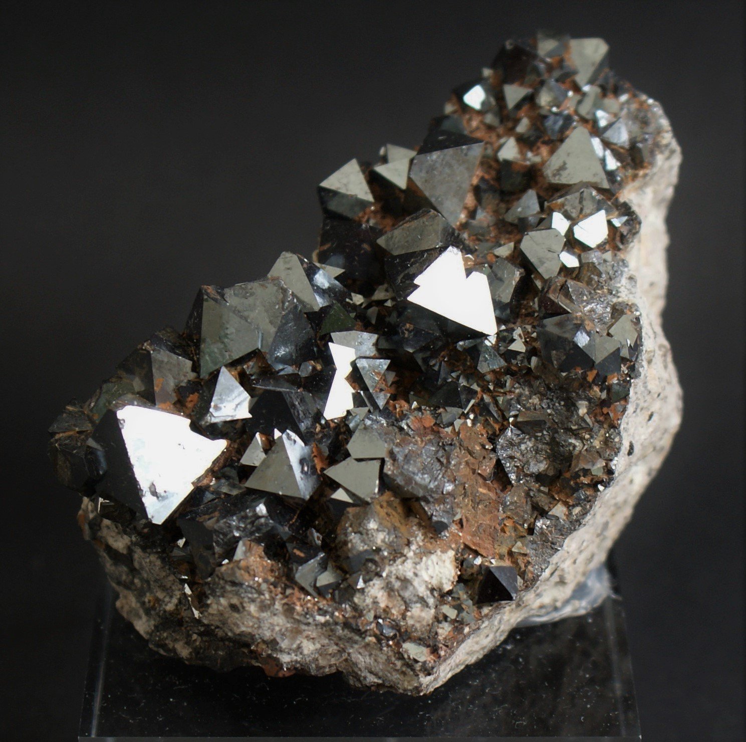 Magnetite
60mm by 40 mm
(Autor: Philippe Durand)