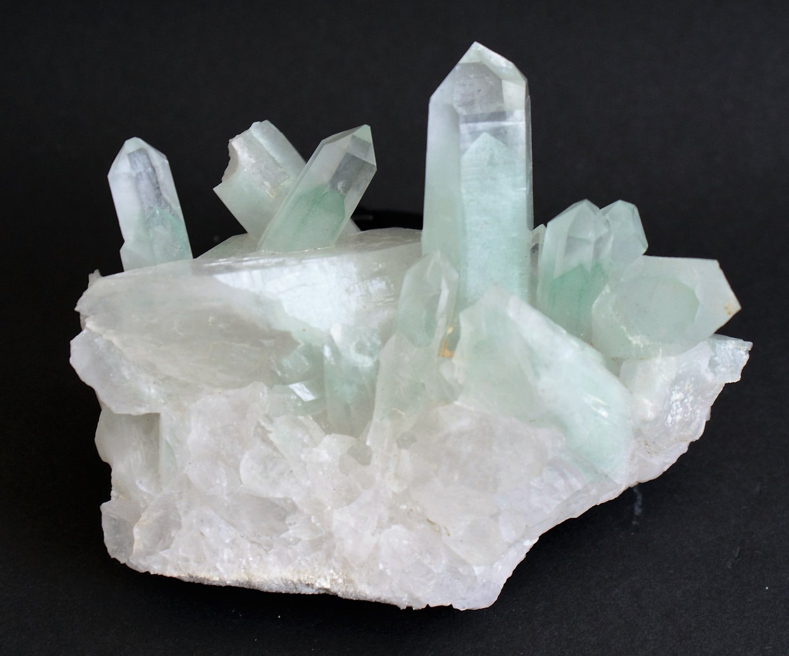 Quartz with inclusions of Chlorite
(Autor: Philippe Durand)