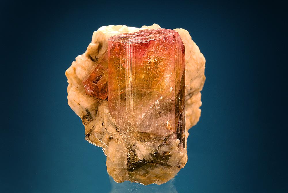 Elbaite
20 mm
(Autor: Gerhard Brandstetter)