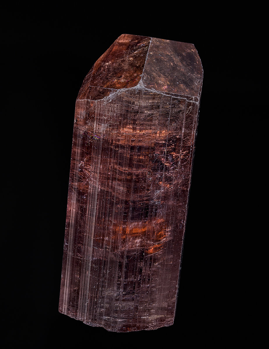 Elbaite
4.0 x 1.7 cm
(Autor: am mizunaka)