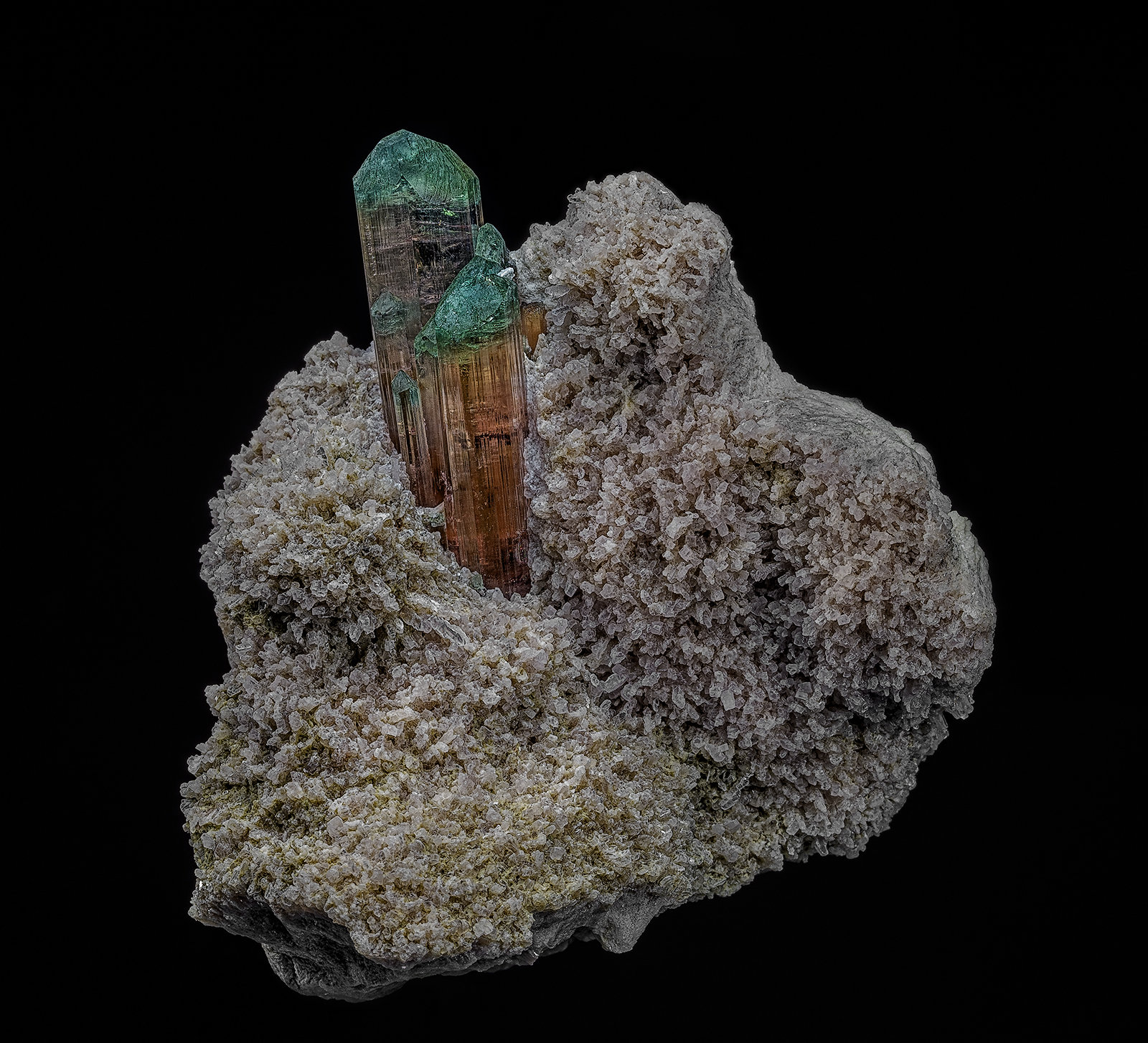 Elbaite
5.7 x 5.8 cm
(Autor: am mizunaka)