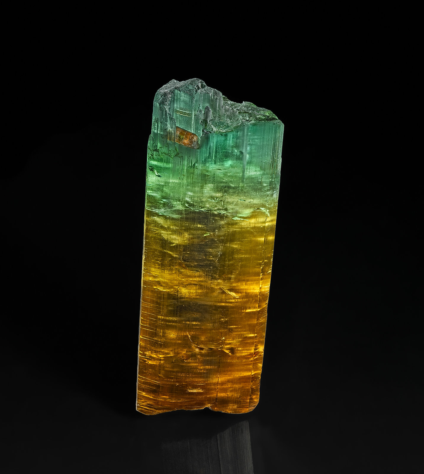 Elbaite
7.2 x 2.3 cm
(Autor: am mizunaka)