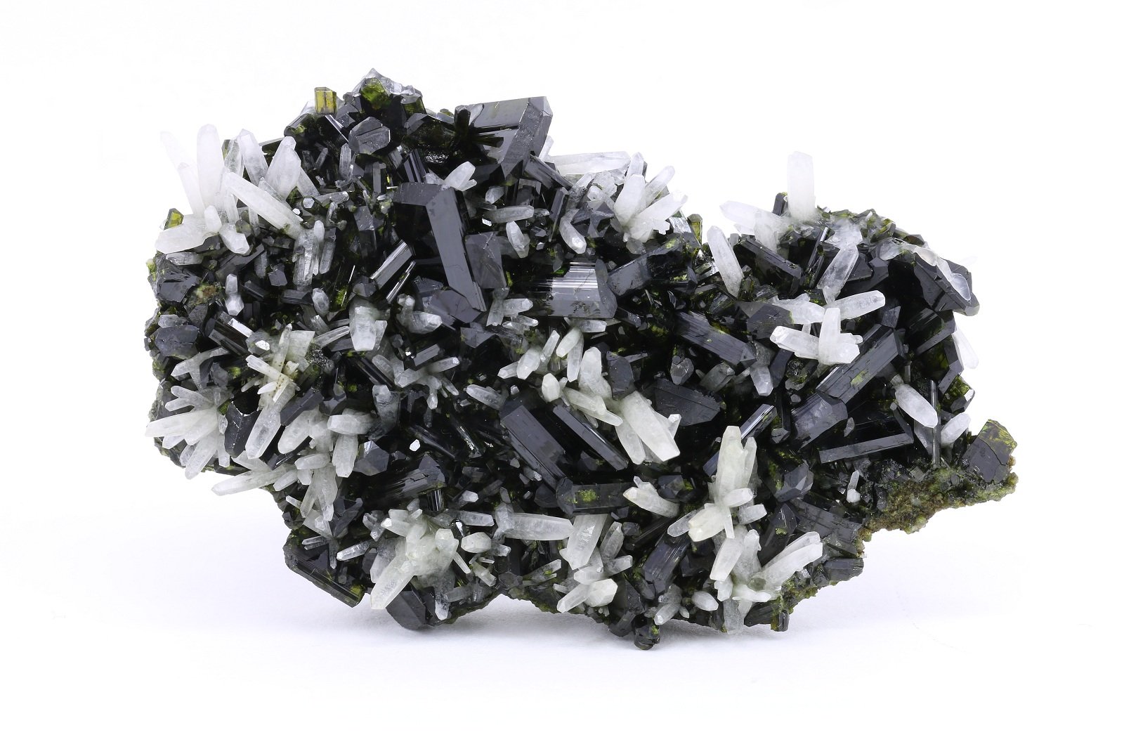 Epidote
7.5 cm
(Autor: Arash Ghafari)