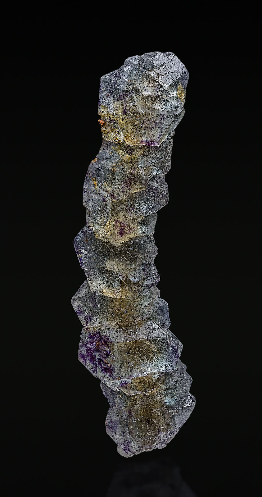 Fluorite
5.8 x 1.2 cm
(Autor: am mizunaka)