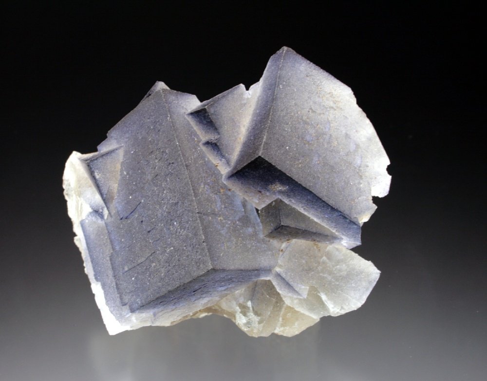 Fluorite
5x5x4 cm
(Autor: Jesse Fisher)