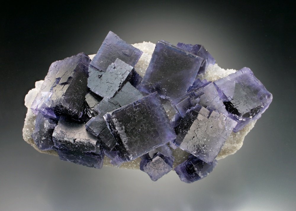 Fluorite, Quartz
12x7x5 cm overall size
(Autor: Jesse Fisher)