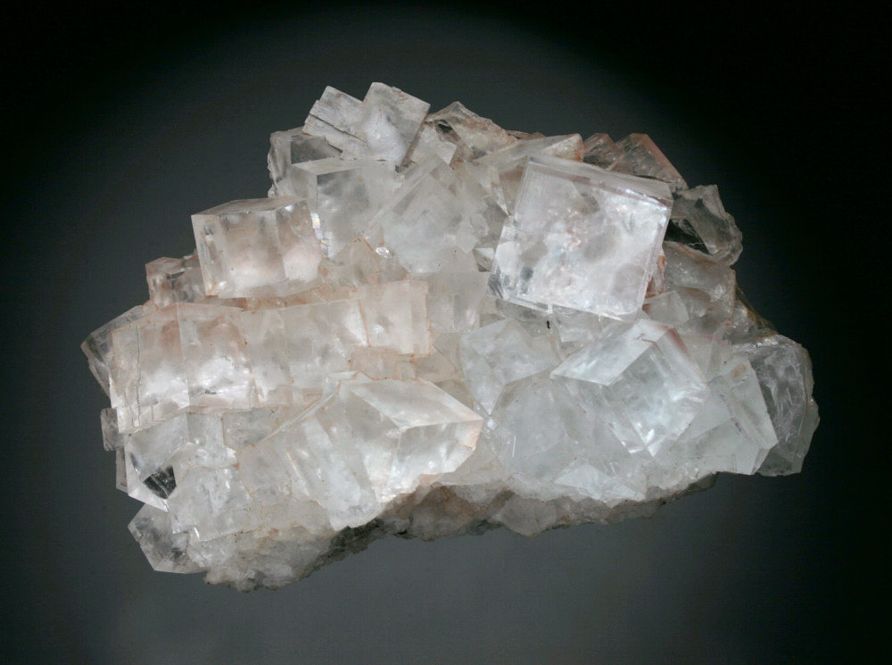 Fluorite
10x6x4 cm overall size
(Autor: Jesse Fisher)