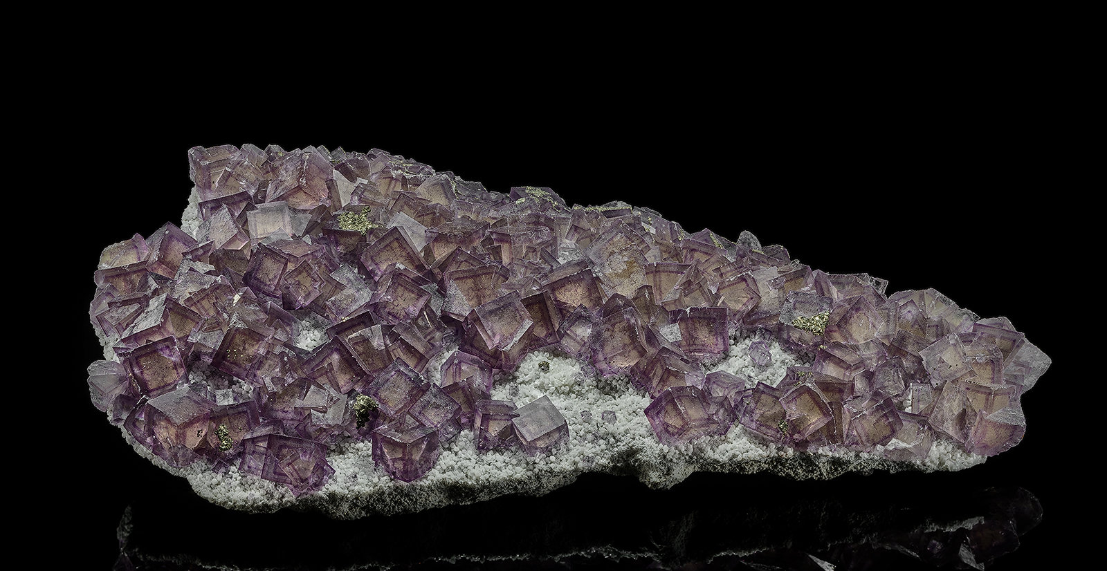 Fluorite
26.4 x 12.5 cm
(Autor: am mizunaka)