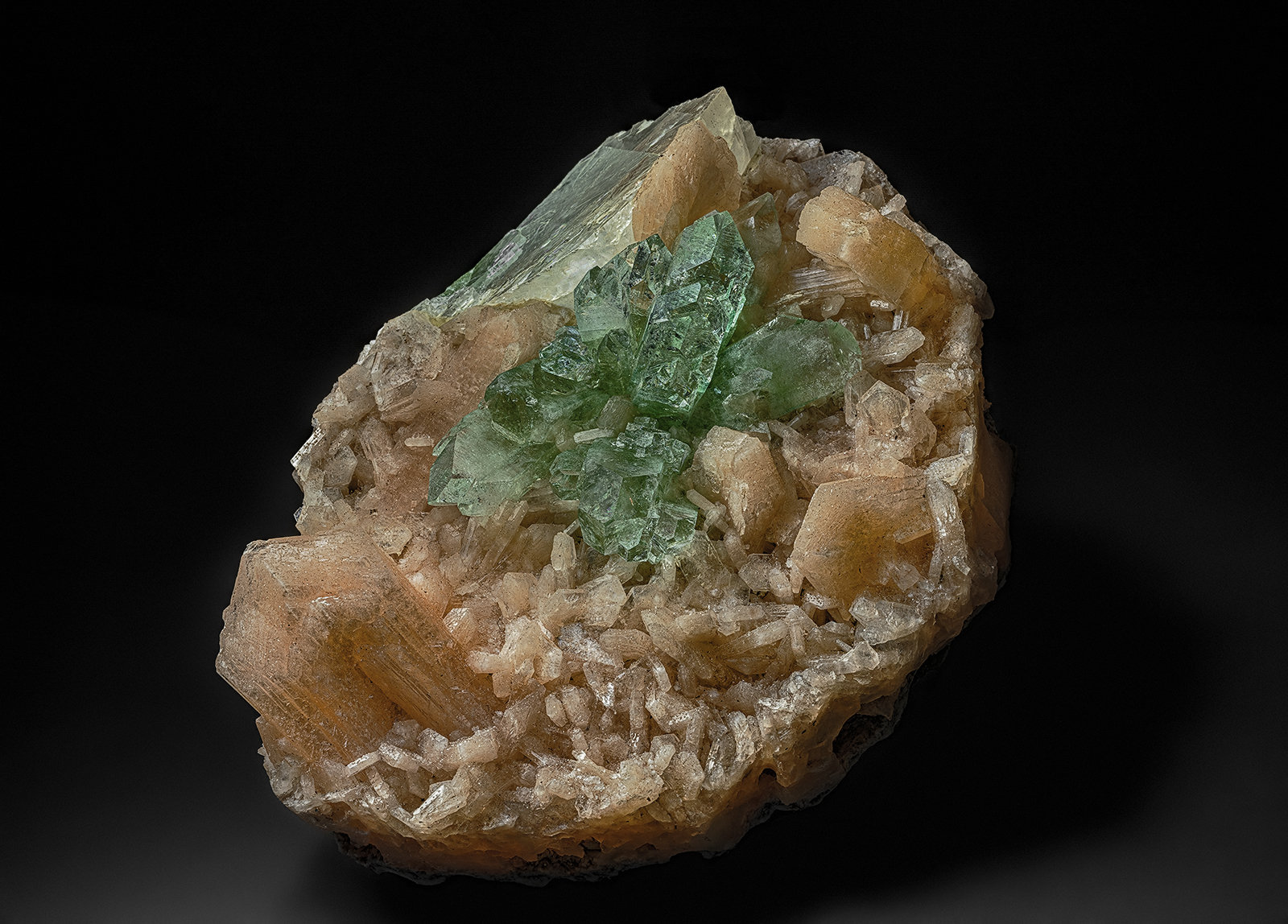 Fluorapophyllite-(K), Stilbite-Ca
12.5 x 10.1 cm
(Autor: am mizunaka)