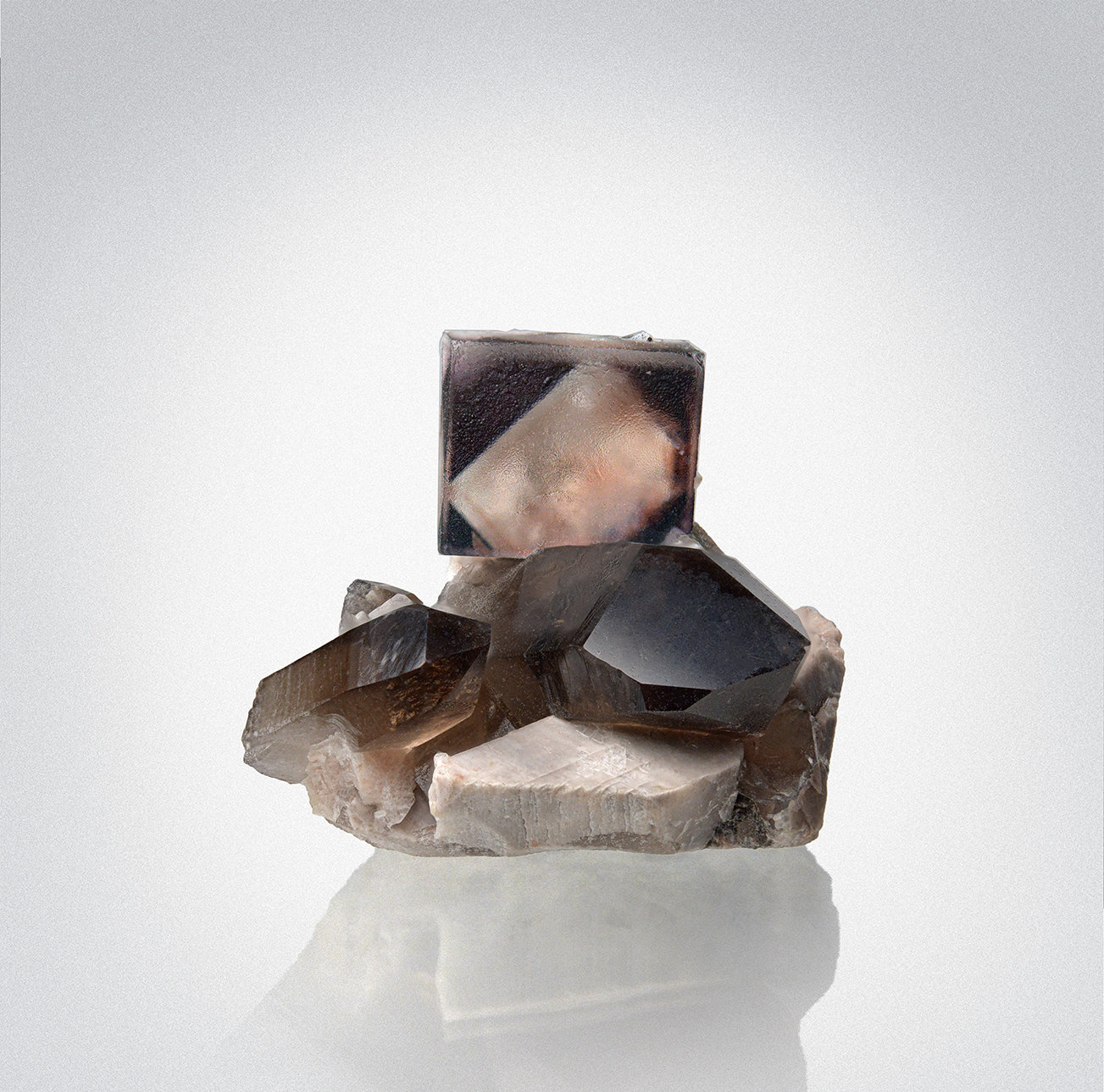 Fluorite
29 x 27 x 26 mm
(Autor: TamaHiguchi)