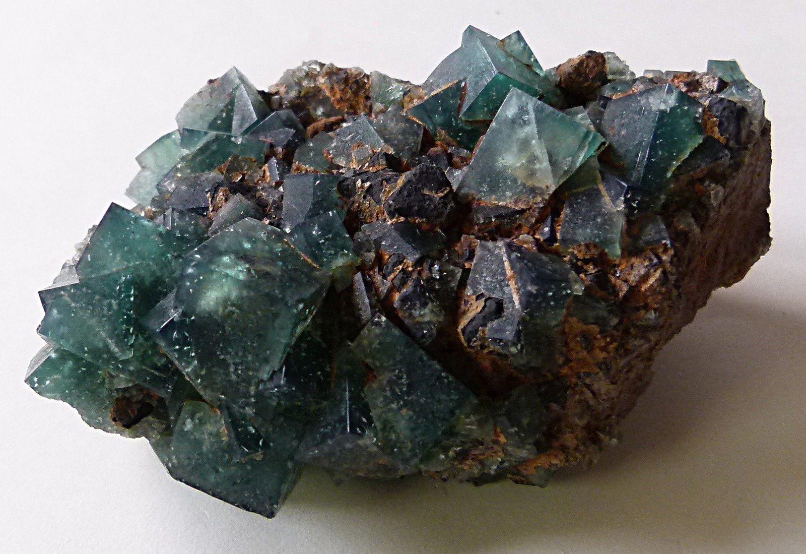 Fluorite
9.5 x 7 x 3.5cm.
(Autor: captaincaveman)